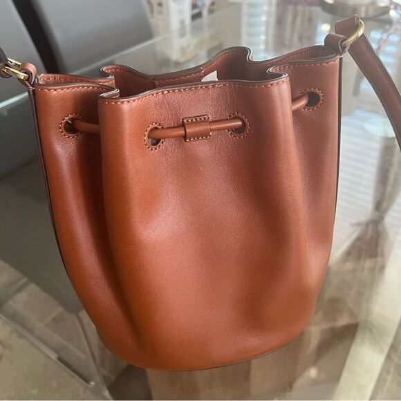 Lauren Ralph Lauren Tan Smooth Leather Medium Andie Drawstring Bag, New w/Tag - Picture 8 of 16